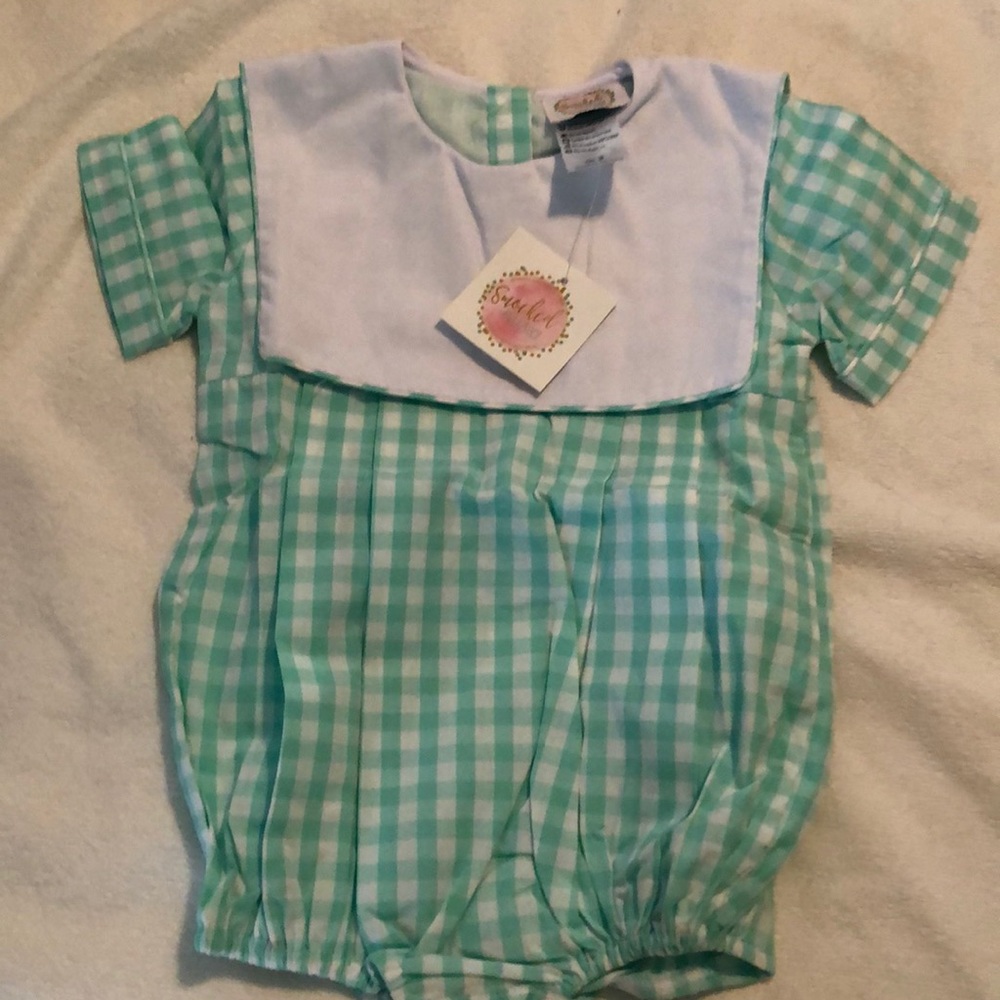 Smocked Polkadot 2T boys romper NWT